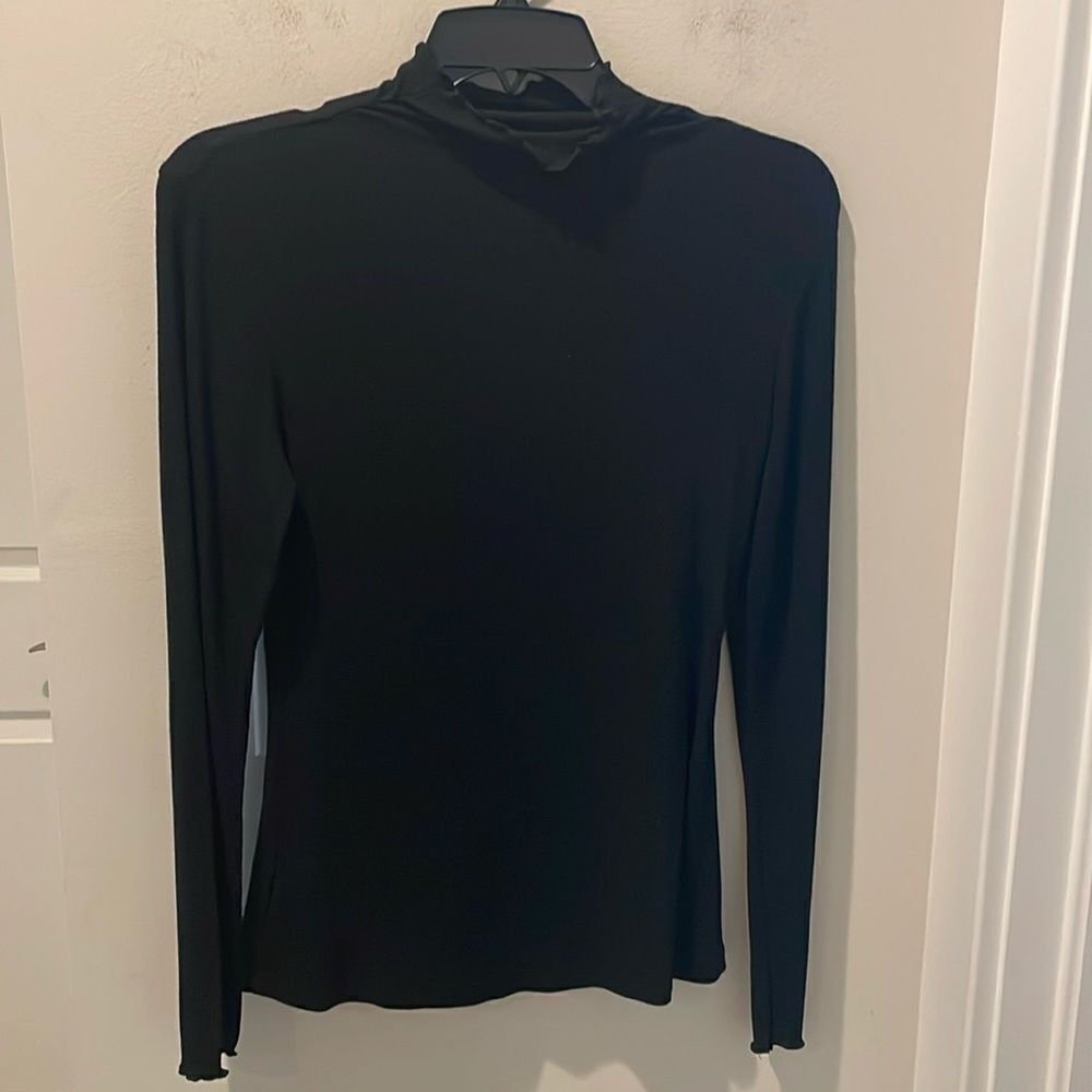 Trendy Black long sleeve Mock Neck size Small